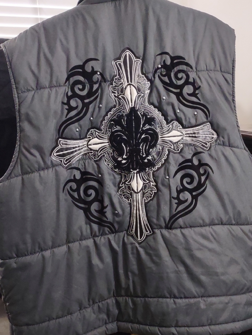 RAW BLUE Studded Quilted Puffer Vest